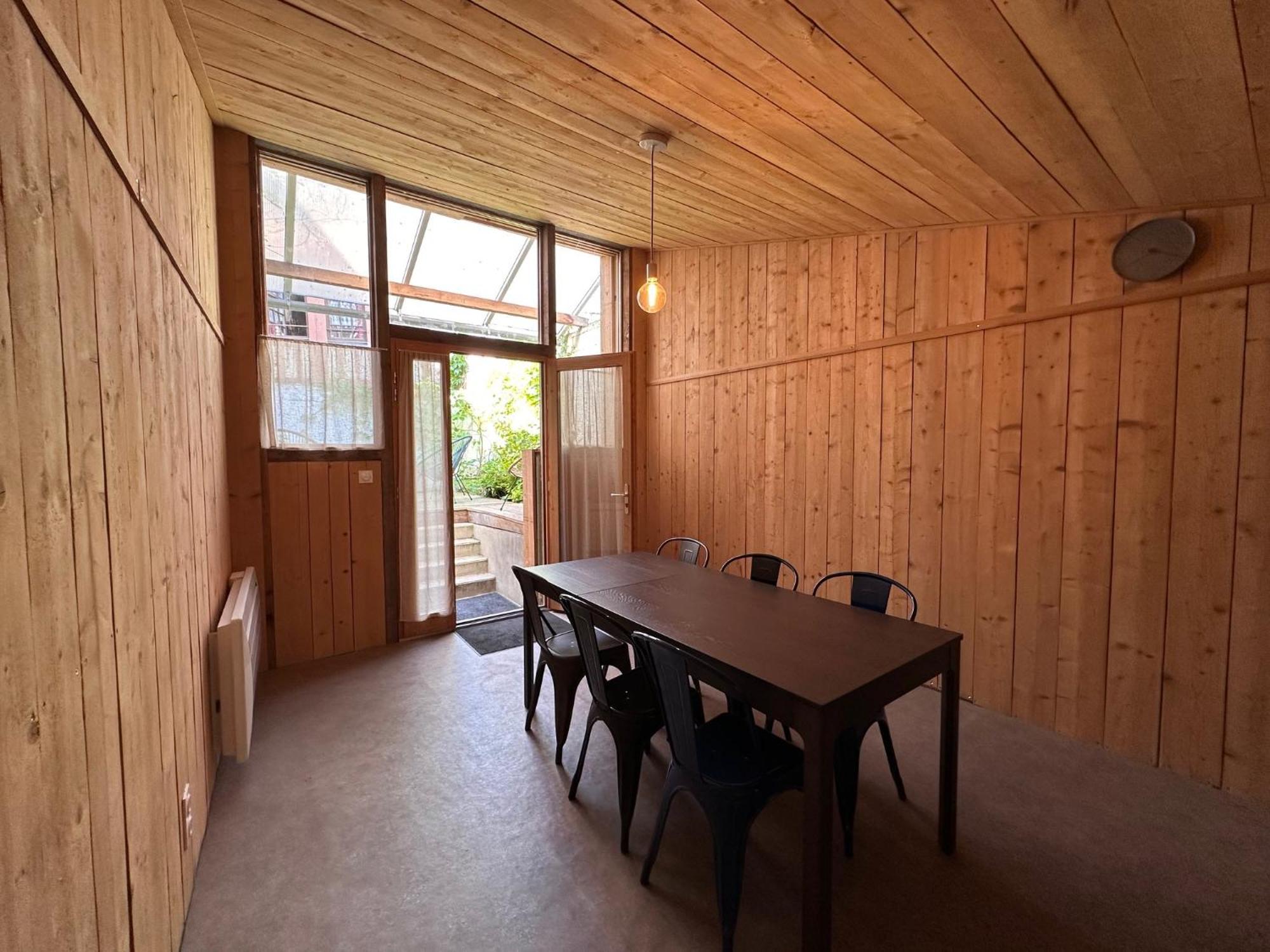 Maison Atypique En Centre-Ville Труа Экстерьер фото